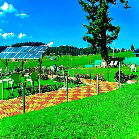 Pine View Resort Gulmarg Esterno foto