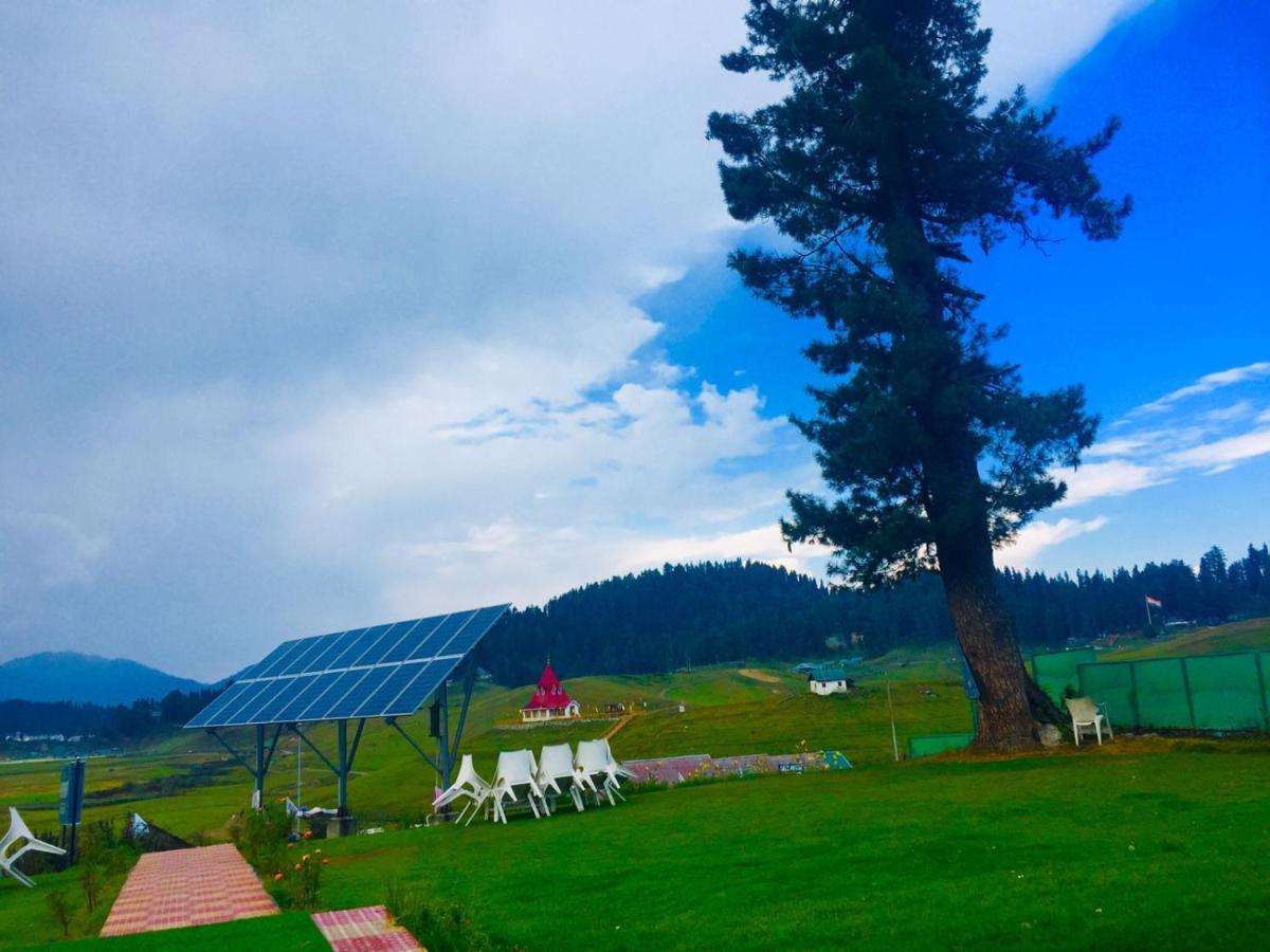 Pine View Resort Gulmarg Esterno foto