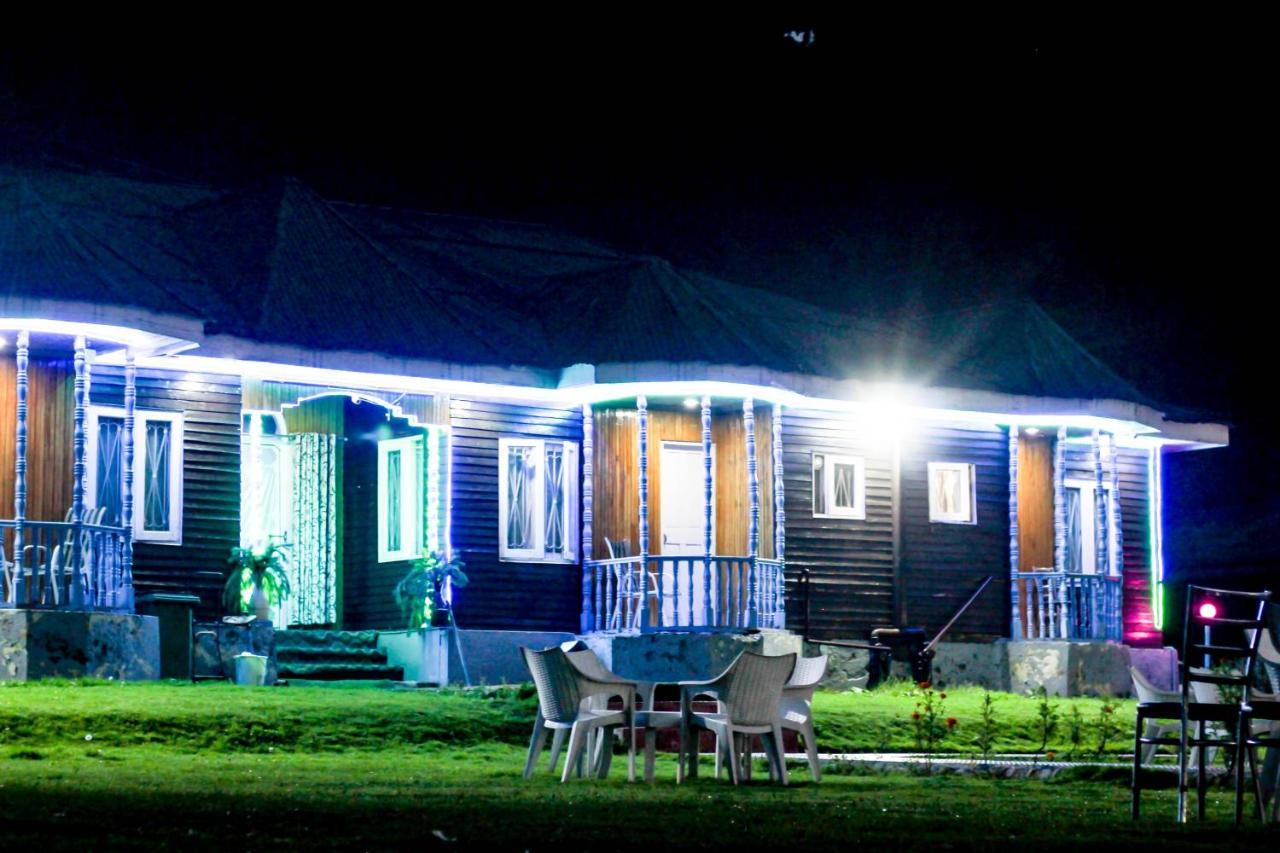 Pine View Resort Gulmarg Esterno foto