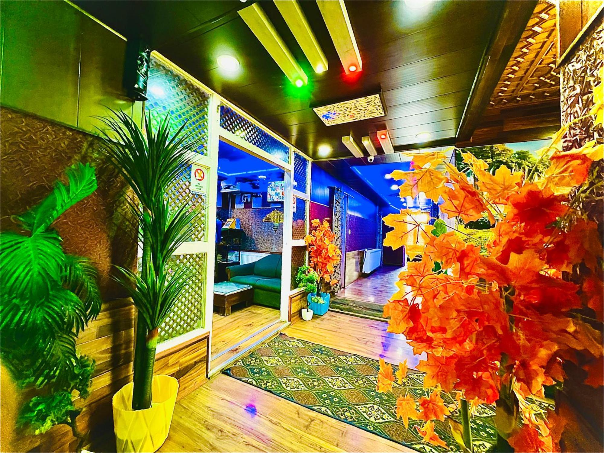 Pine View Resort Gulmarg Esterno foto